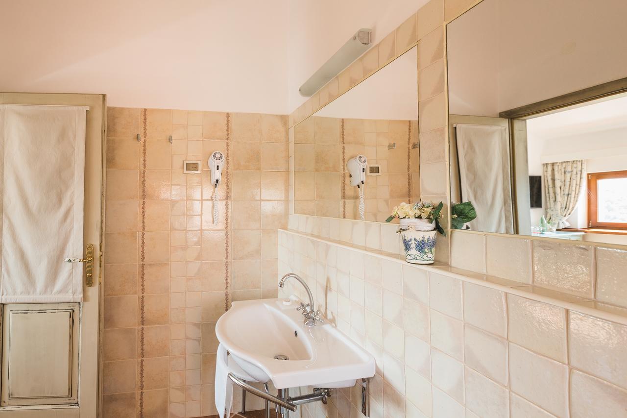 Palazzo Angelica B&B Adults Only Oprtalj ภายนอก รูปภาพ