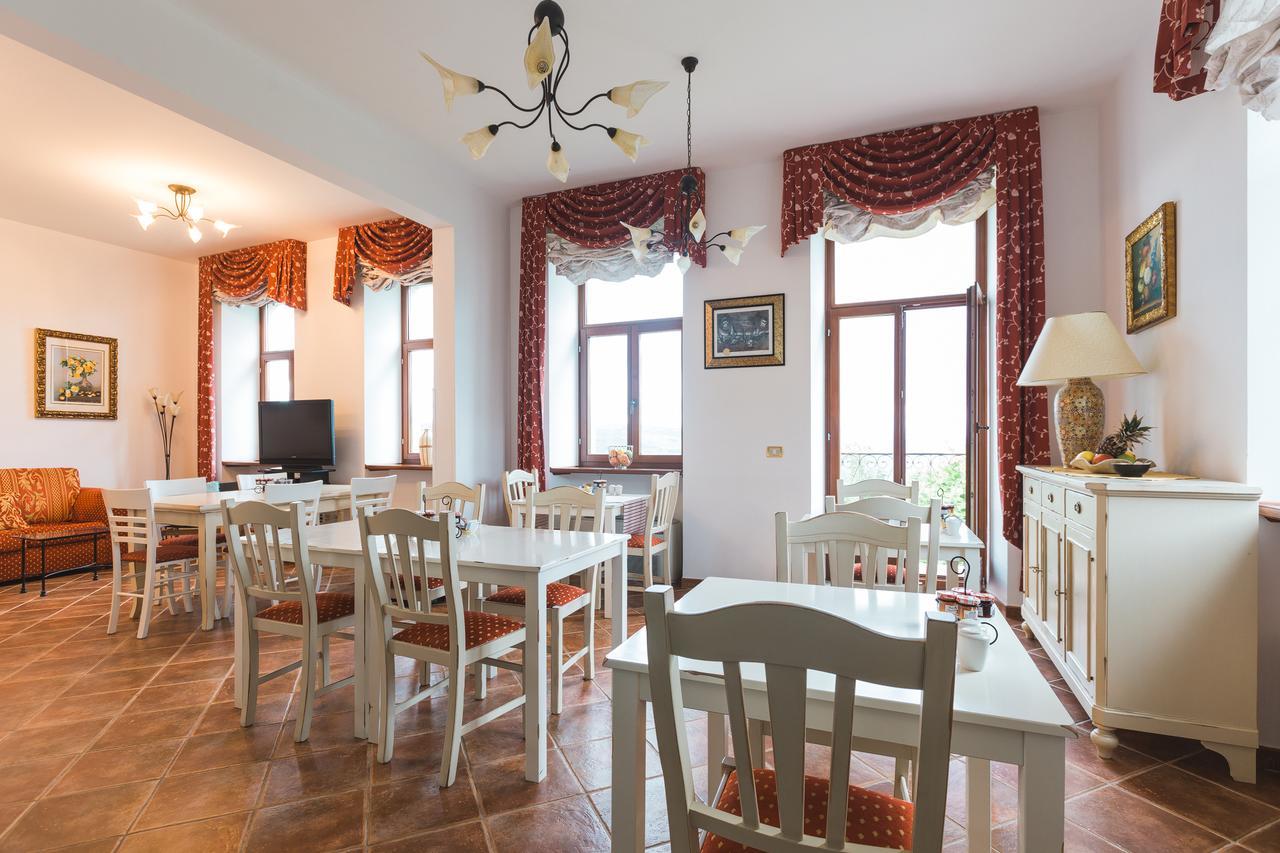 Palazzo Angelica B&B Adults Only Oprtalj ภายนอก รูปภาพ