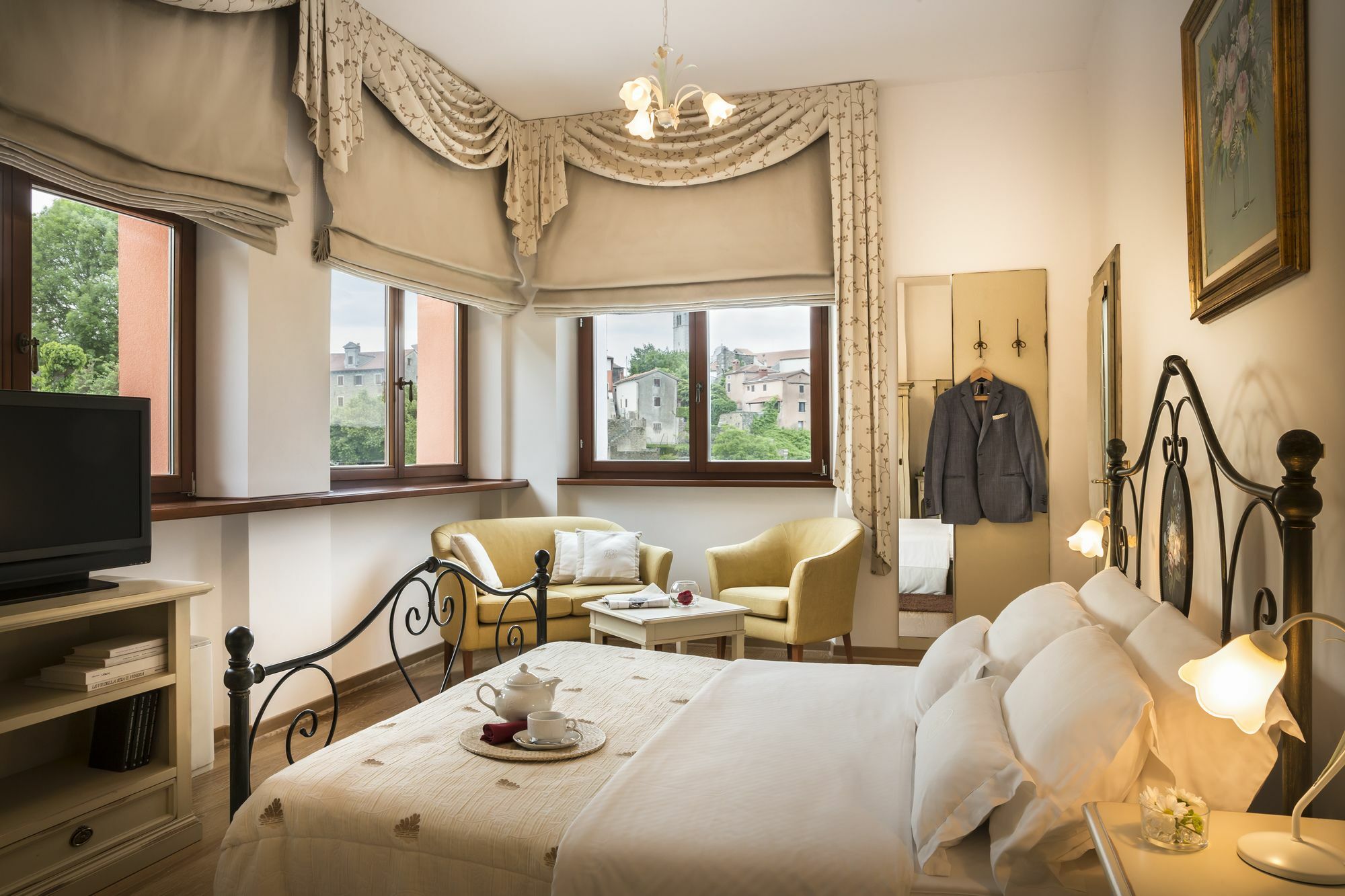 Palazzo Angelica B&B Adults Only Oprtalj ภายนอก รูปภาพ